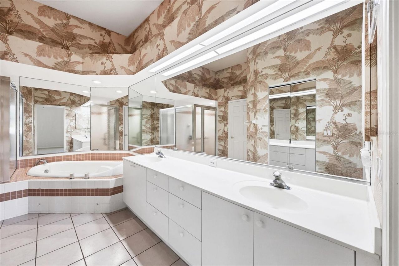 6222 Country Club Way, Sarasota, FL 34243 Photo