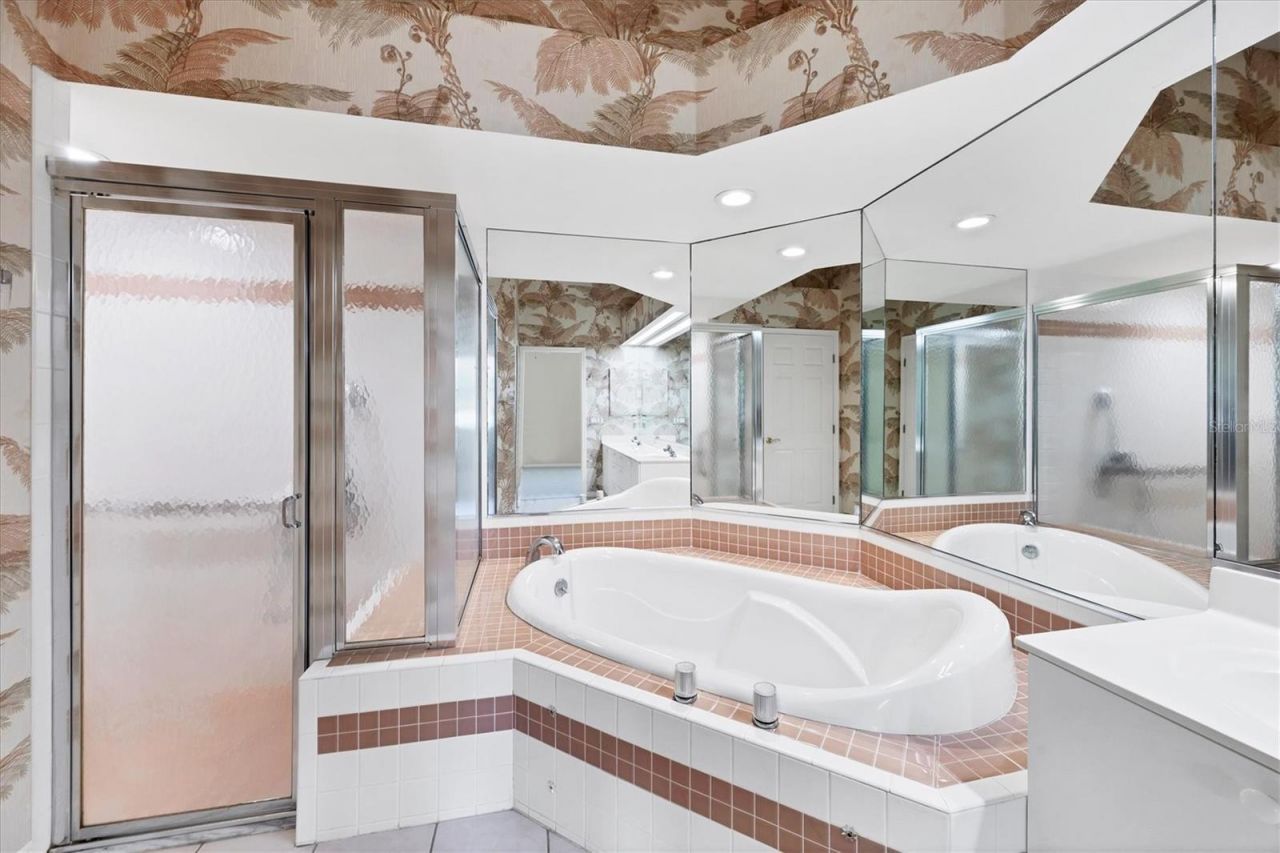 6222 Country Club Way, Sarasota, FL 34243 Photo