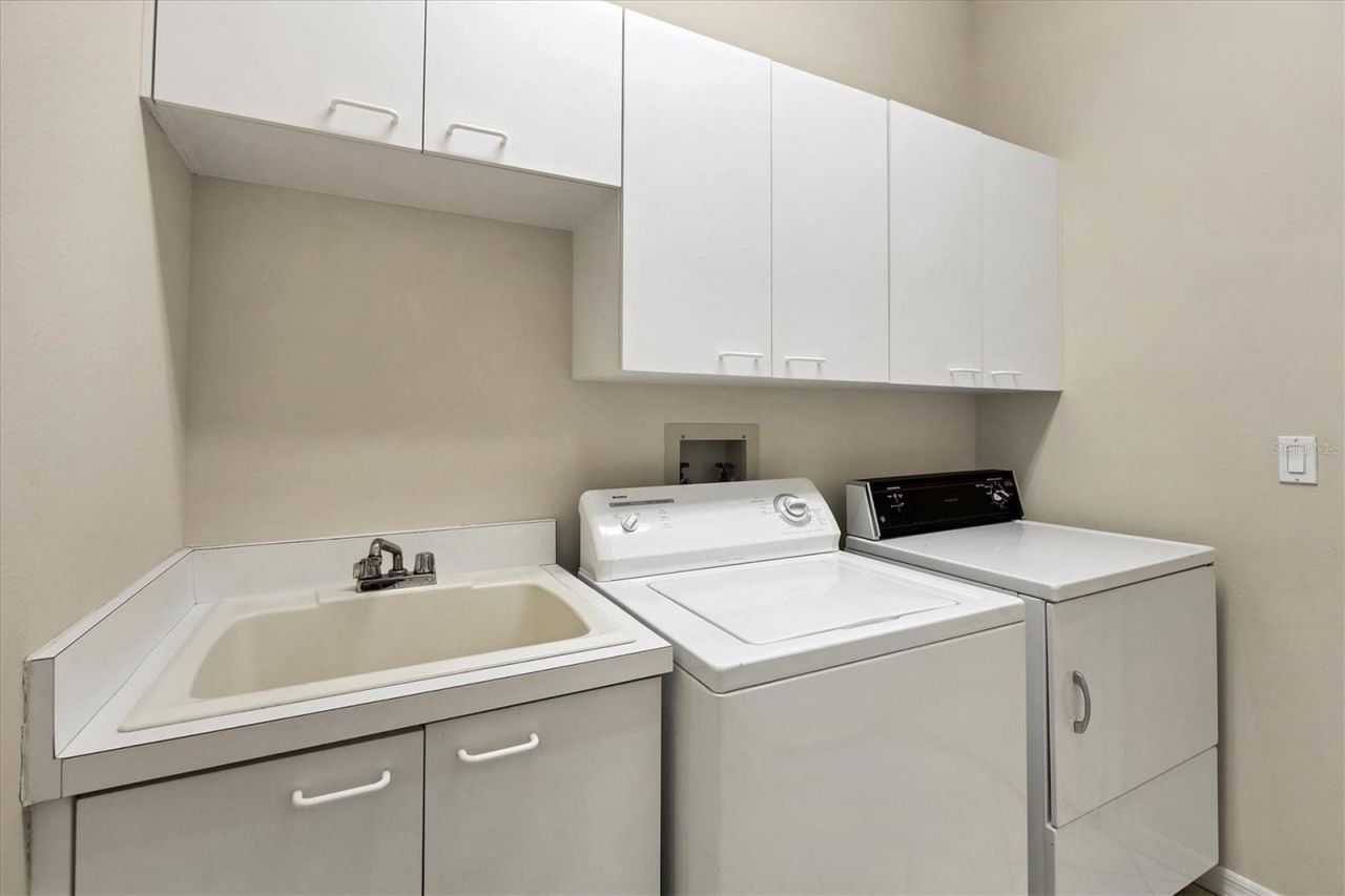 6222 Country Club Way, Sarasota, FL 34243 Photo