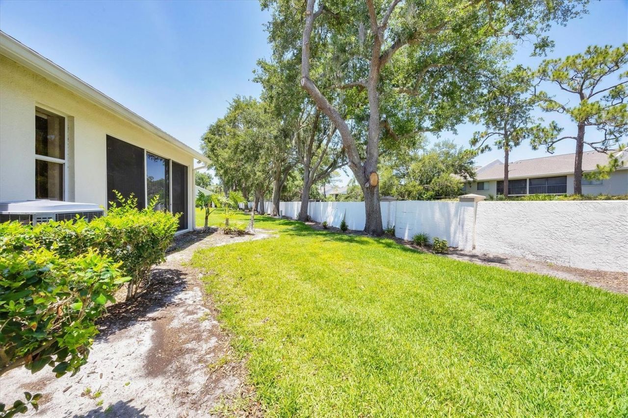 6222 Country Club Way, Sarasota, FL 34243 Photo