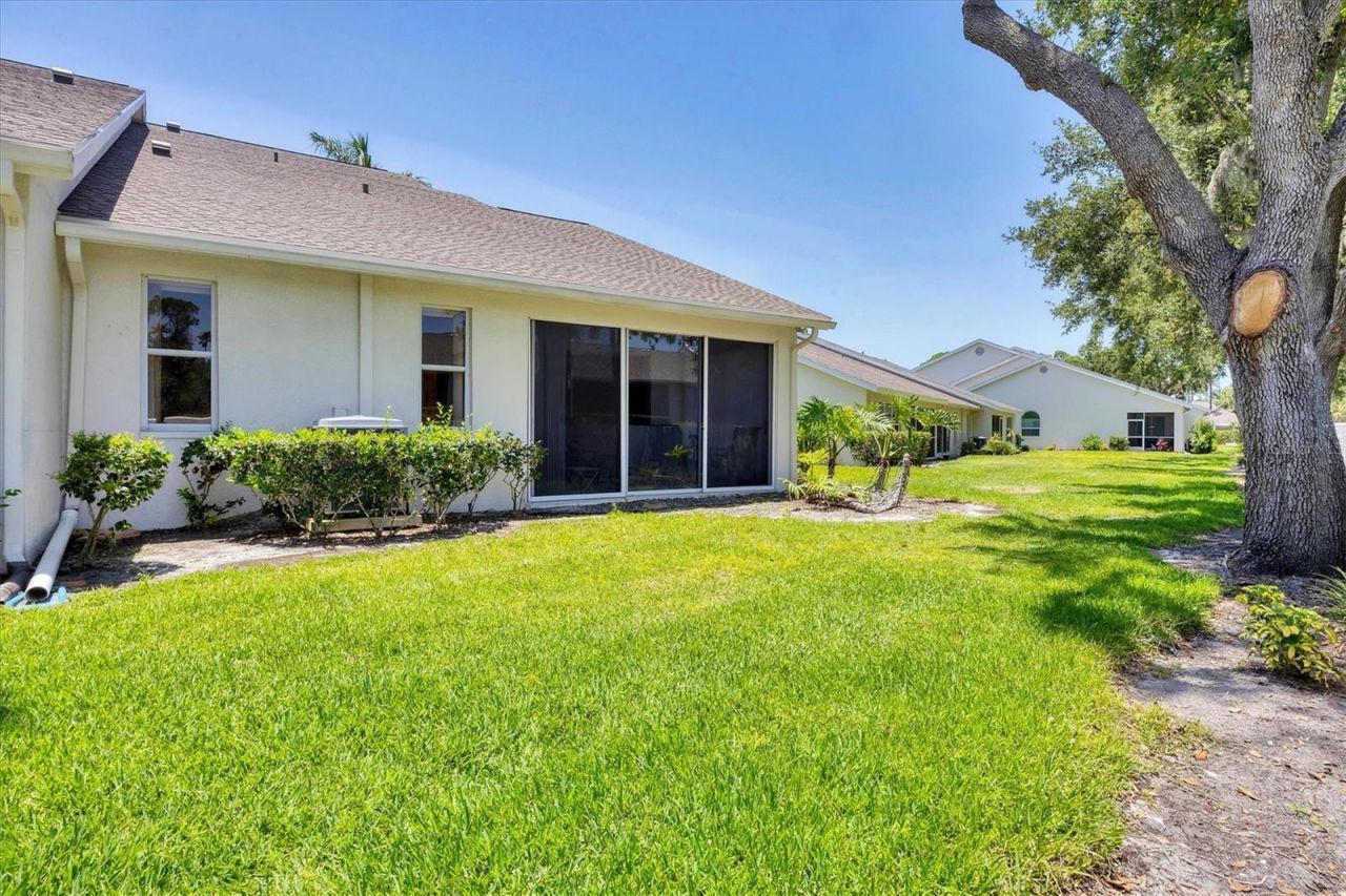 6222 Country Club Way, Sarasota, FL 34243 Photo