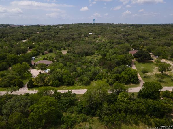255 County Road 386, San Antonio, TX 78253