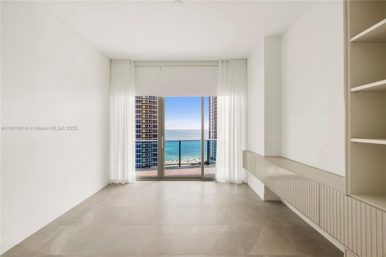 17550 Collins, Unit 1604, Sunny Isles Beach, FL 33160 Photo