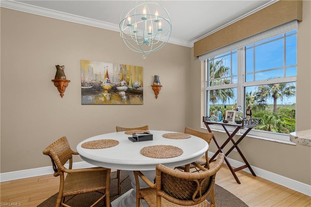 430 Cove Tower Dr, Unit 501, Naples, FL 34110 Photo