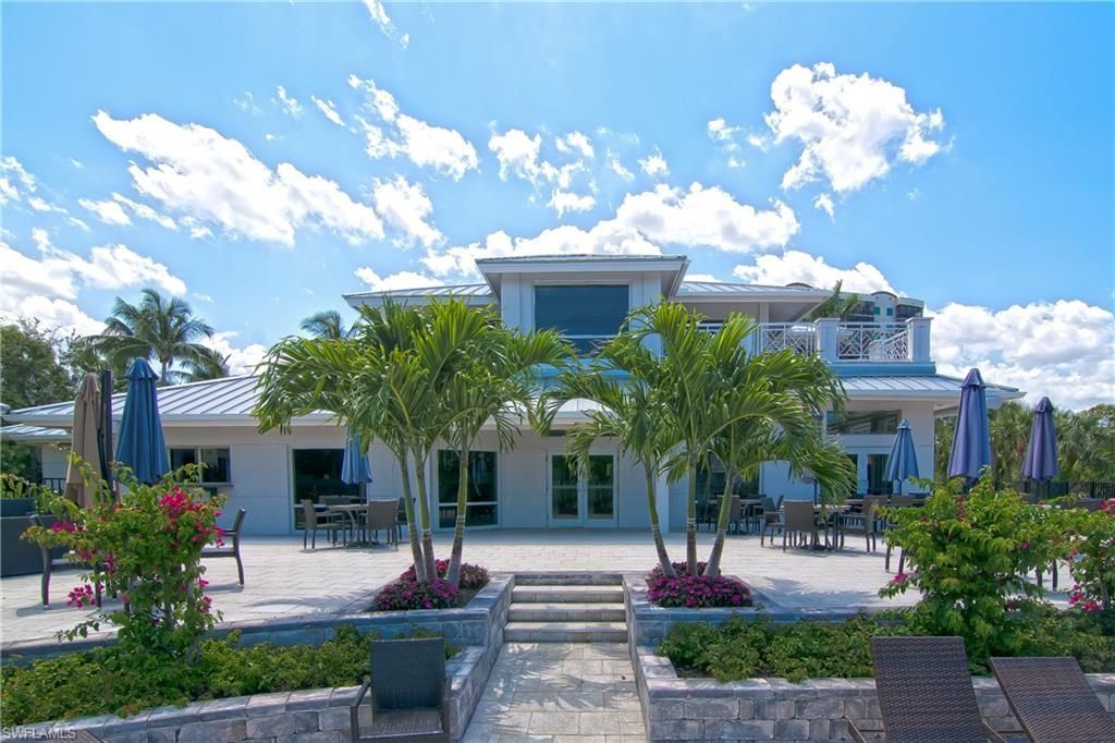 430 Cove Tower Dr, Unit 501, Naples, FL 34110 Photo