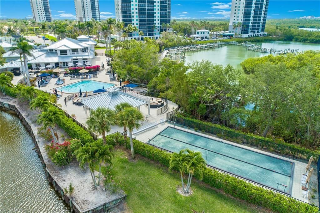 430 Cove Tower Dr, Unit 501, Naples, FL 34110 Photo