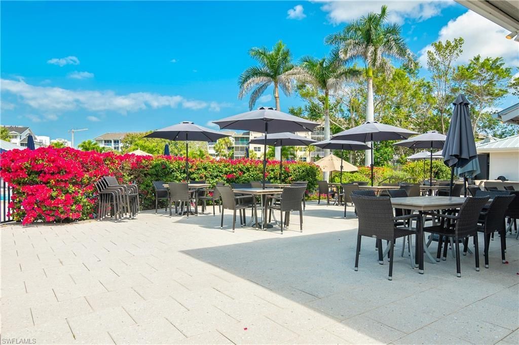430 Cove Tower Dr, Unit 501, Naples, FL 34110 Photo