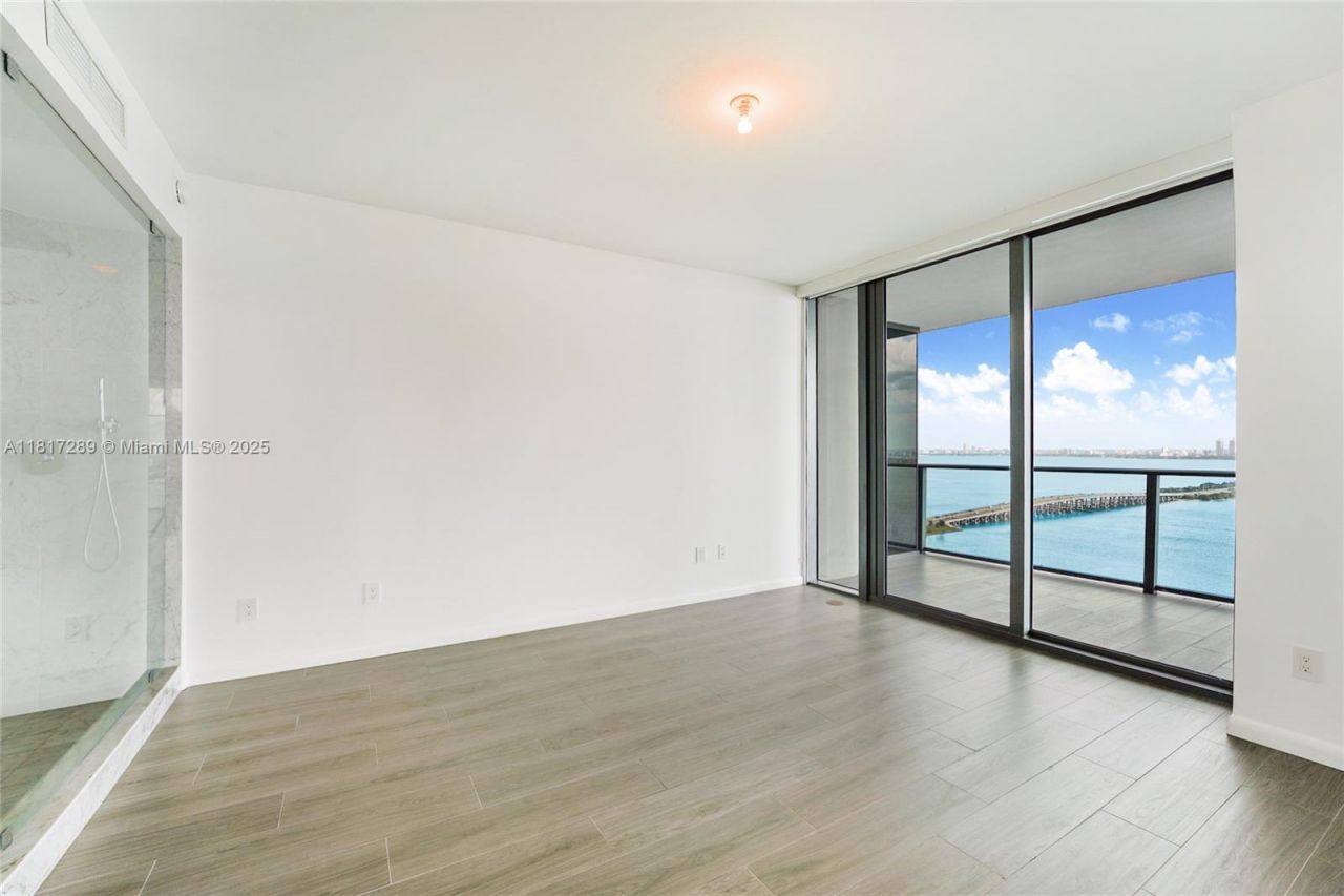 3131 NE 7th Ave, Unit 3101, Miami, FL 33137 Photo