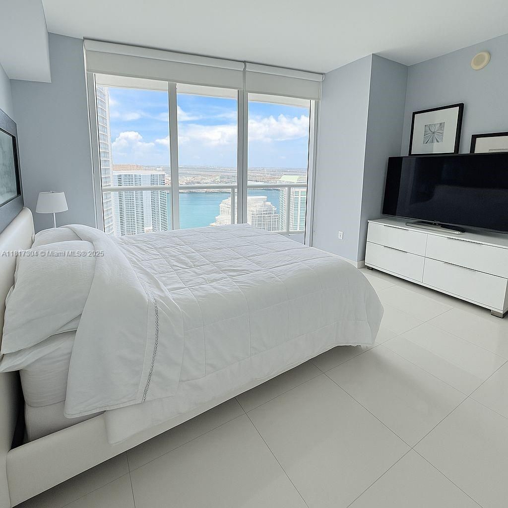 495 Brickell Ave, Unit 5104, Miami, FL 33131 Photo