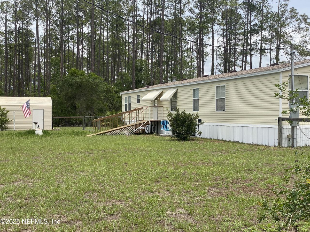 138 Pine Cone Drive, Georgetown, FL 32139 Photo