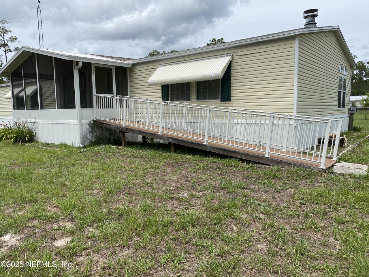 138 Pine Cone Drive, Georgetown, FL 32139 Photo