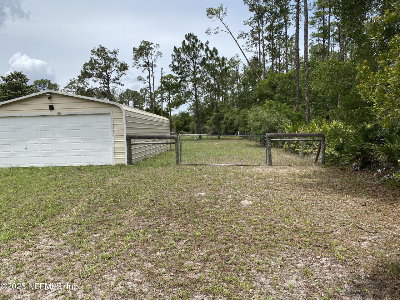138 Pine Cone Drive, Georgetown, FL 32139 Photo