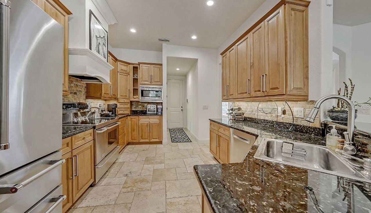 1725 Bonita Court, Sarasota, FL 34239 Photo