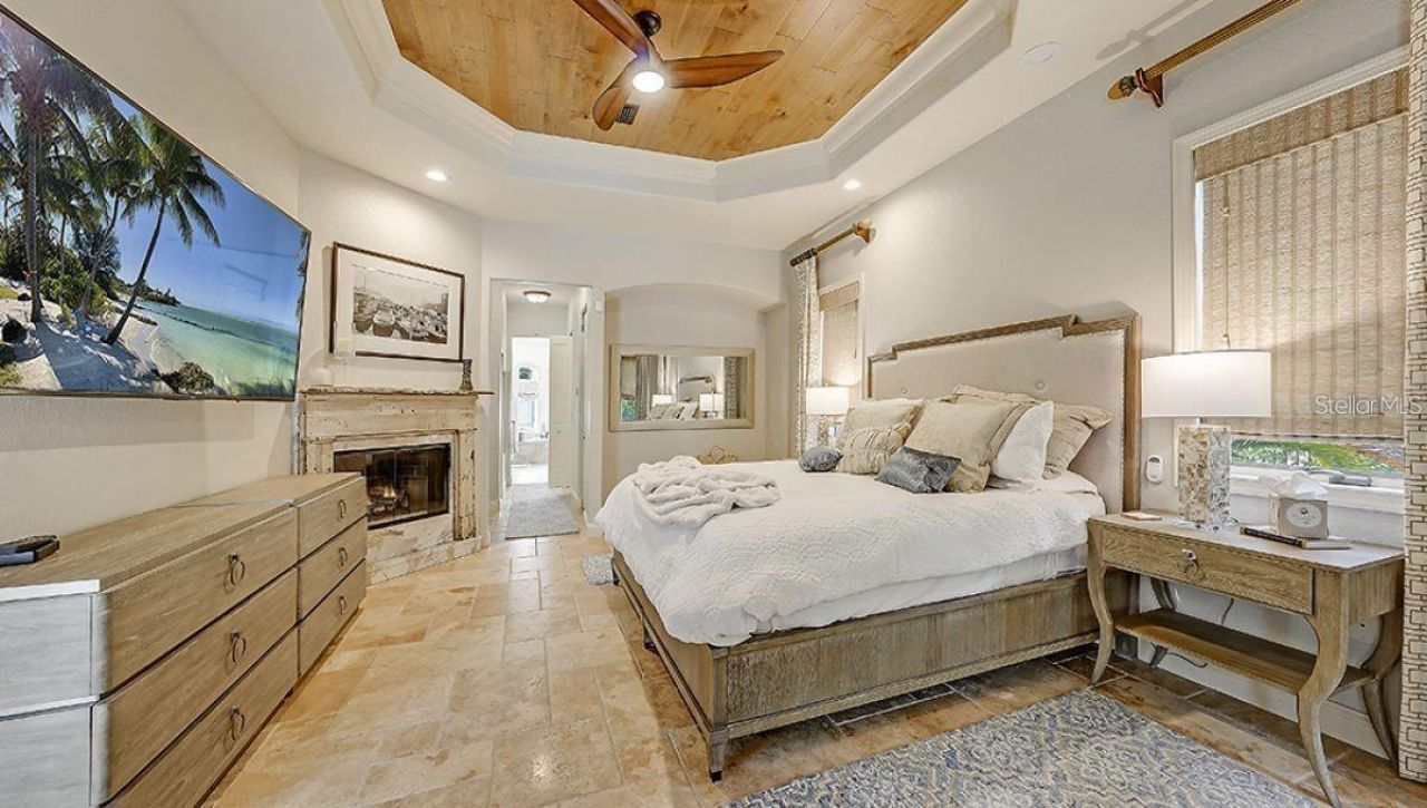 1725 Bonita Court, Sarasota, FL 34239 Photo