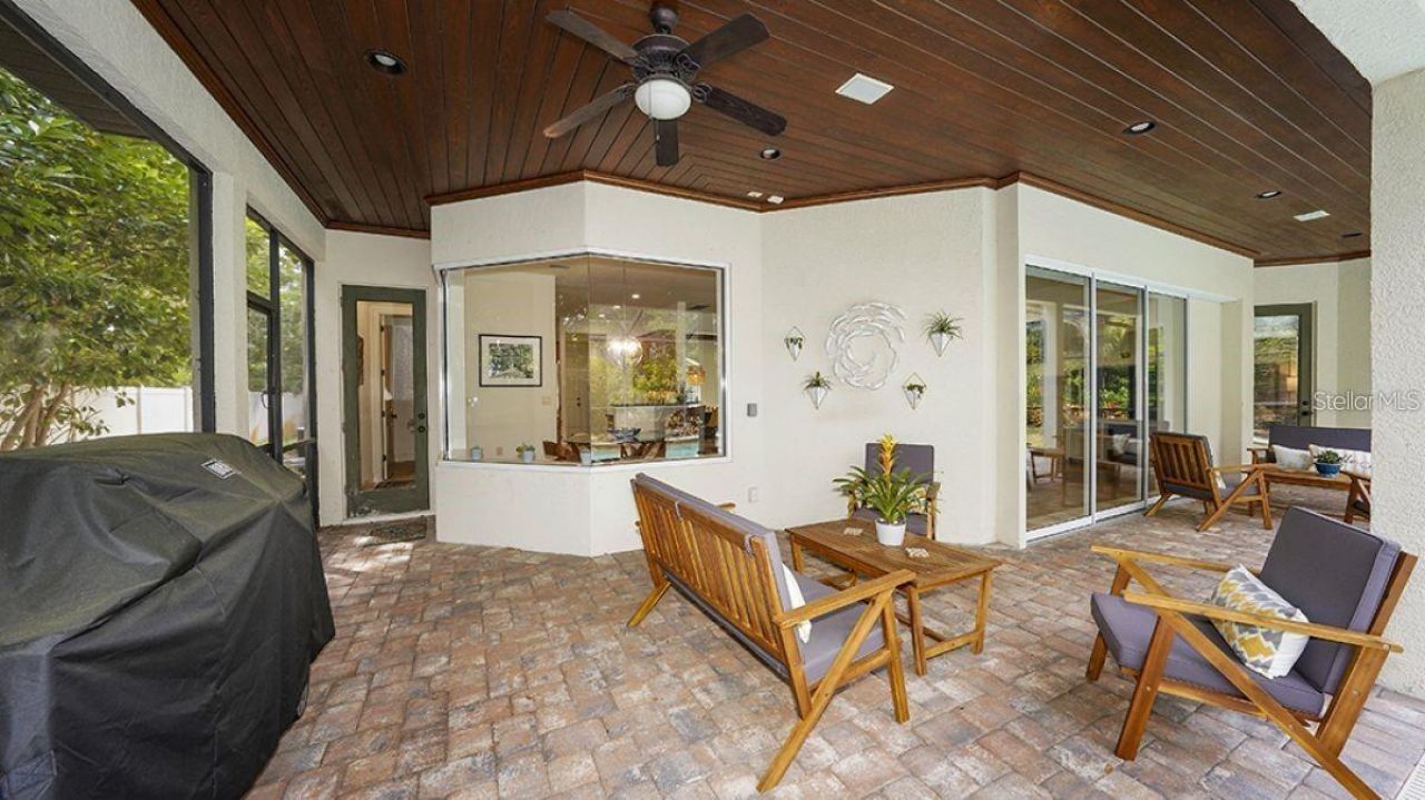 1725 Bonita Court, Sarasota, FL 34239 Photo