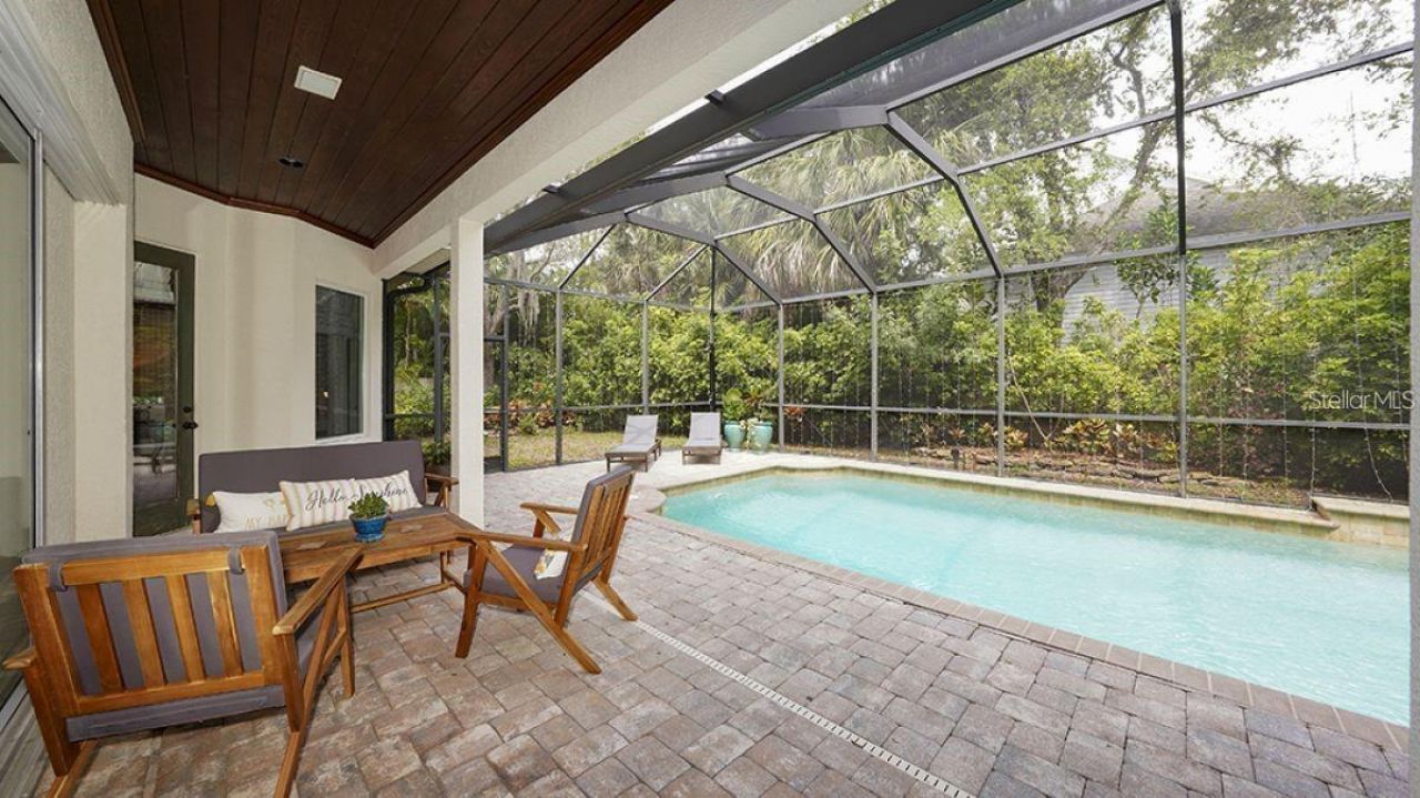 1725 Bonita Court, Sarasota, FL 34239 Photo