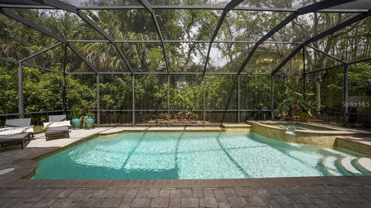 1725 Bonita Court, Sarasota, FL 34239 Photo