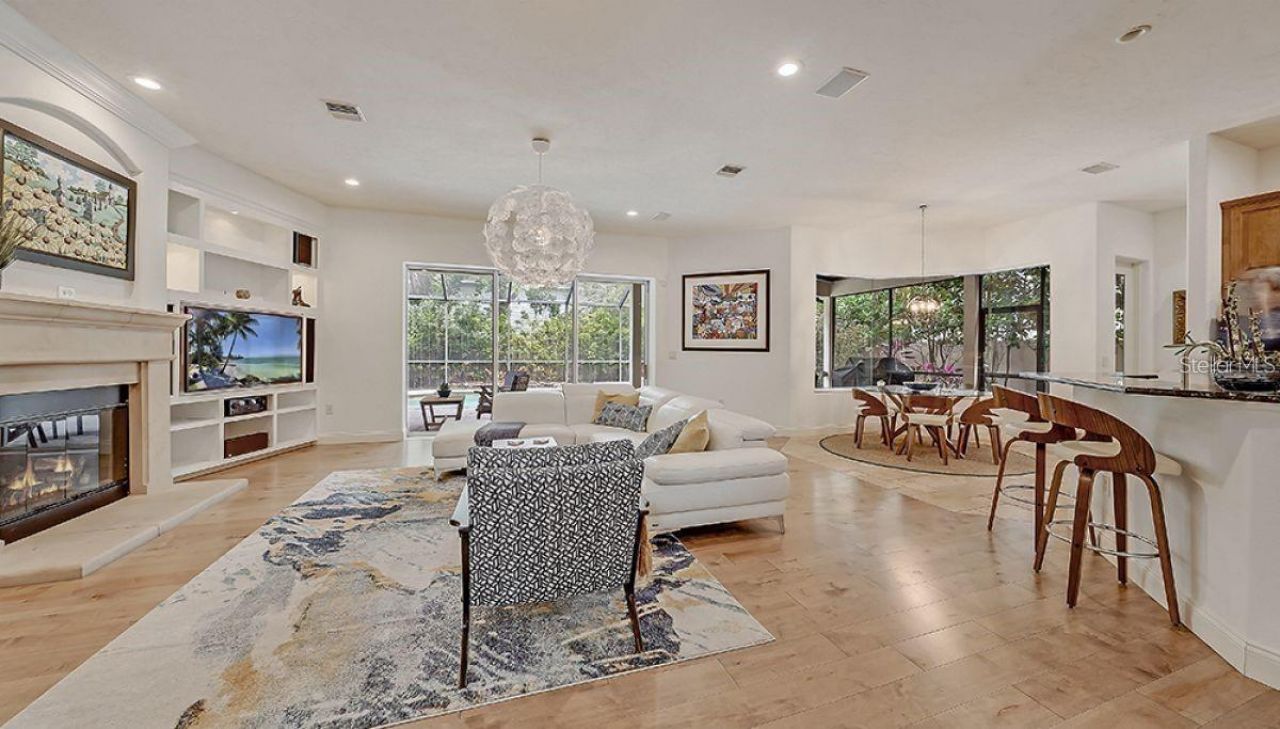 1725 Bonita Court, Sarasota, FL 34239 Photo