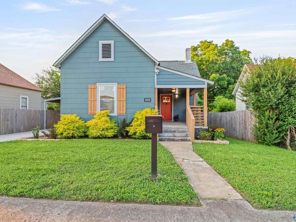 2810 SW 10th Avenue, Huntsville, AL 35805