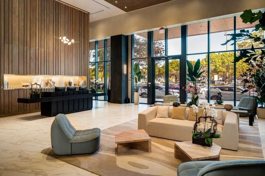 580 72nd St, Unit 1712, Miami, FL 33141 Photo