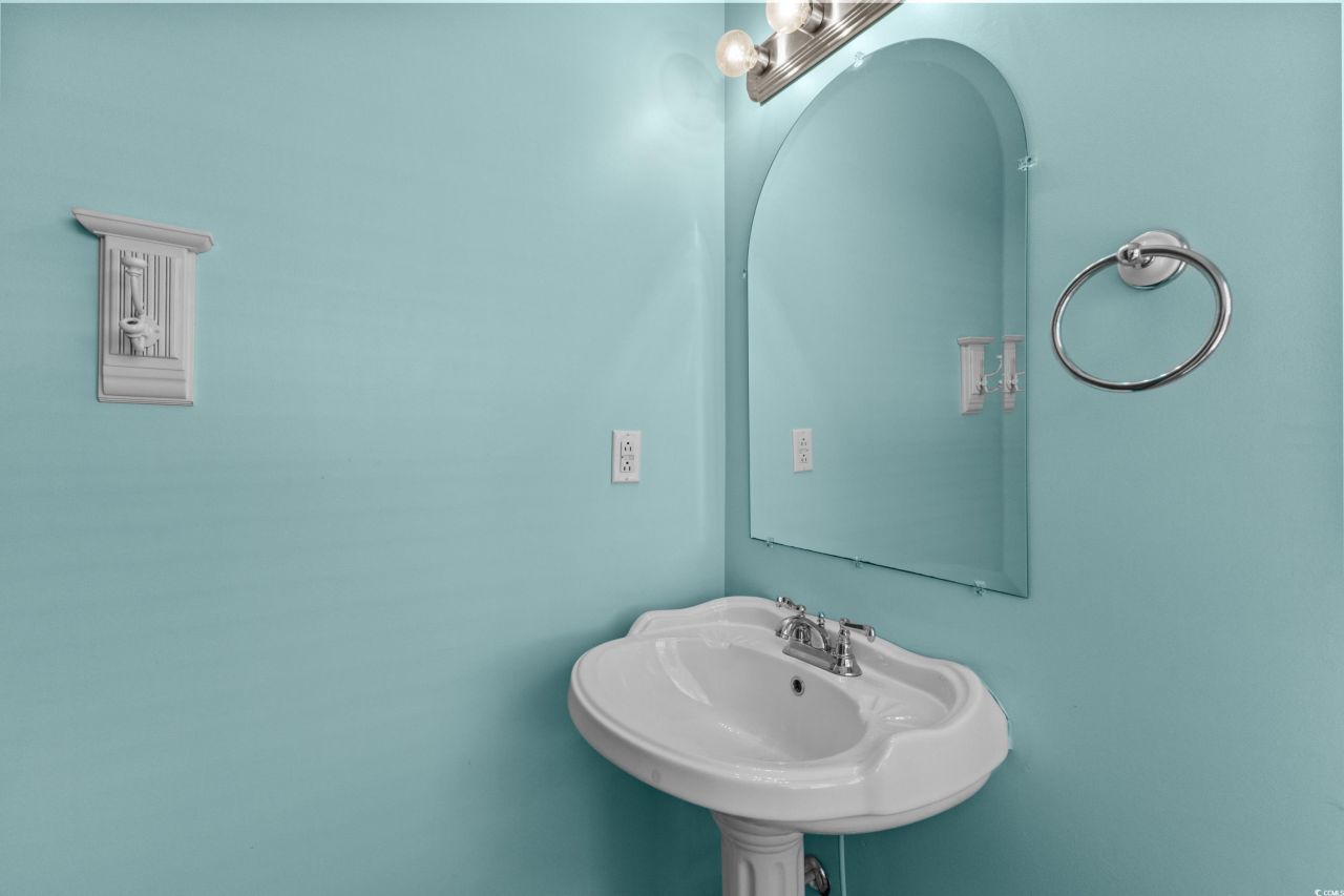 6001-1808 S Kings Hwy. Photo 17