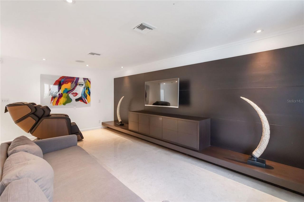 7145 Lake Drive, Orlando, FL 32809 Photo