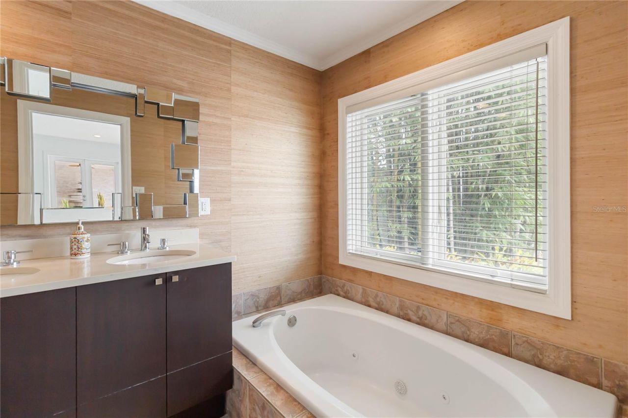 7145 Lake Drive, Orlando, FL 32809 Photo