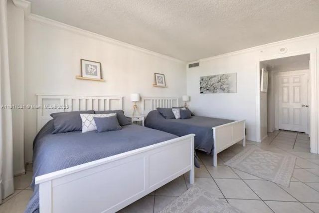 5601 Collins Ave, Unit 923, Miami Beach, FL 33140 Photo