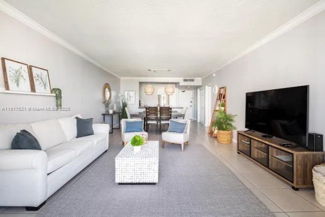 5601 Collins Ave, Unit 923, Miami Beach, FL 33140 Photo