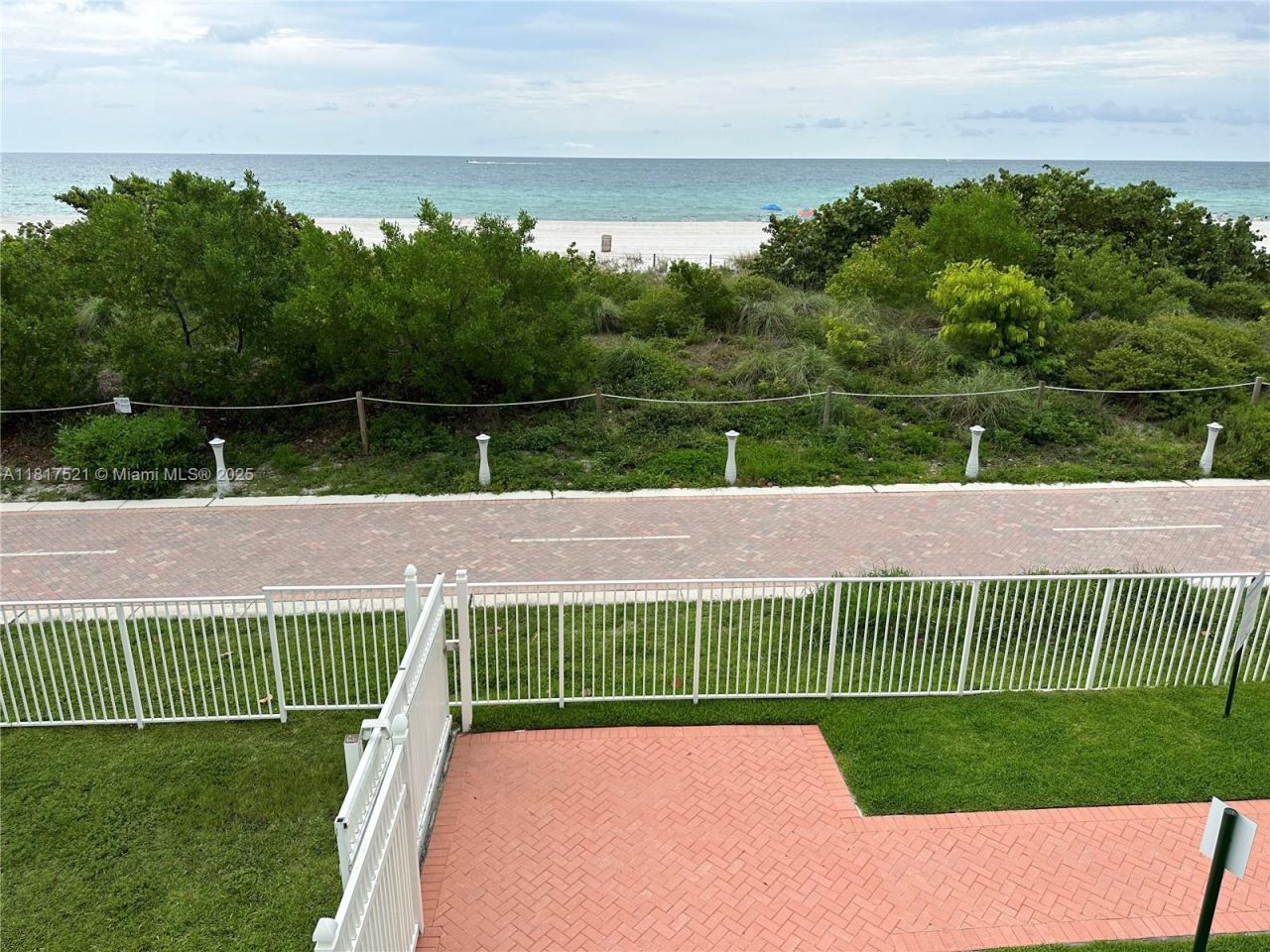 5601 Collins Ave, Unit 923, Miami Beach, FL 33140 Photo