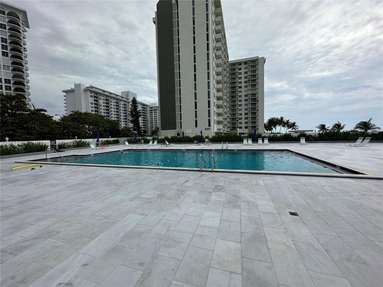 5601 Collins Ave, Unit 923, Miami Beach, FL 33140 Photo
