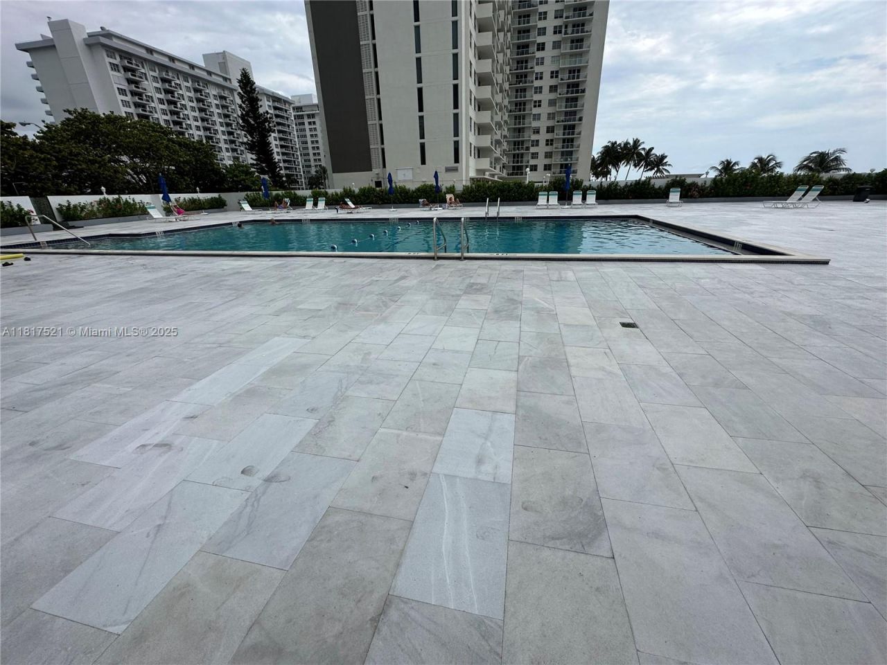 5601 Collins Ave, Unit 923, Miami Beach, FL 33140 Photo