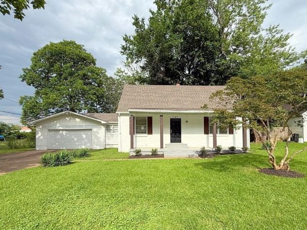 4080 E WHITEHAVEN PARK CIR, Memphis, TN 38116