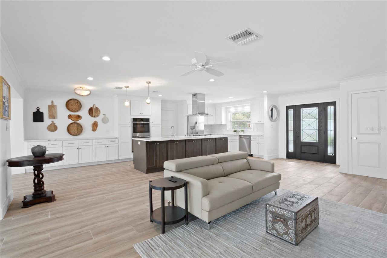 7060 S Shore Drive S, South Pasadena, FL 33707 Photo