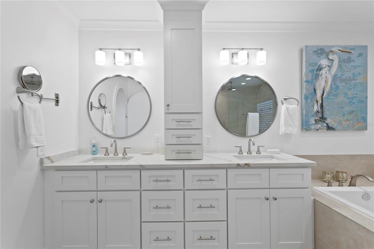 7060 S Shore Drive S, South Pasadena, FL 33707 Photo