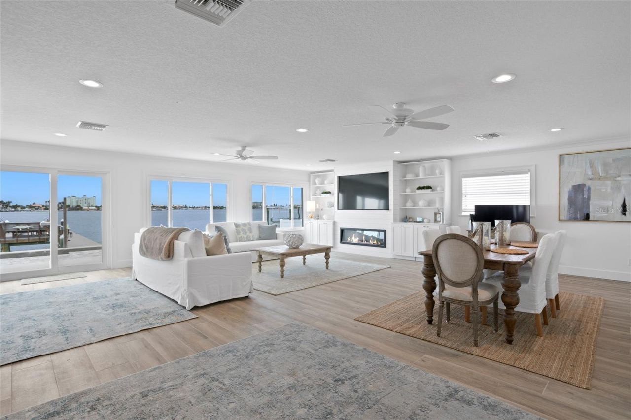 7060 S Shore Drive S, South Pasadena, FL 33707 Photo