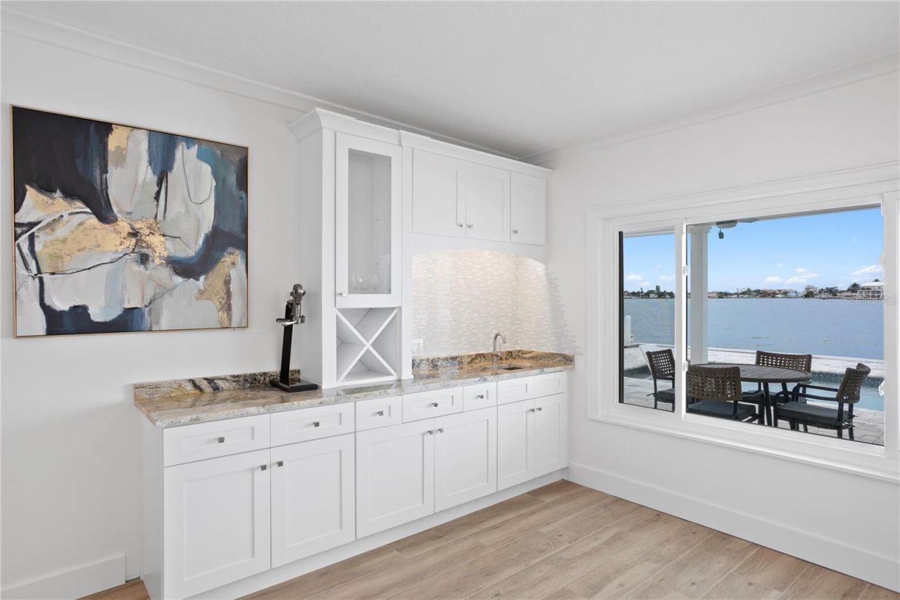 7060 S Shore Drive S, South Pasadena, FL 33707 Photo