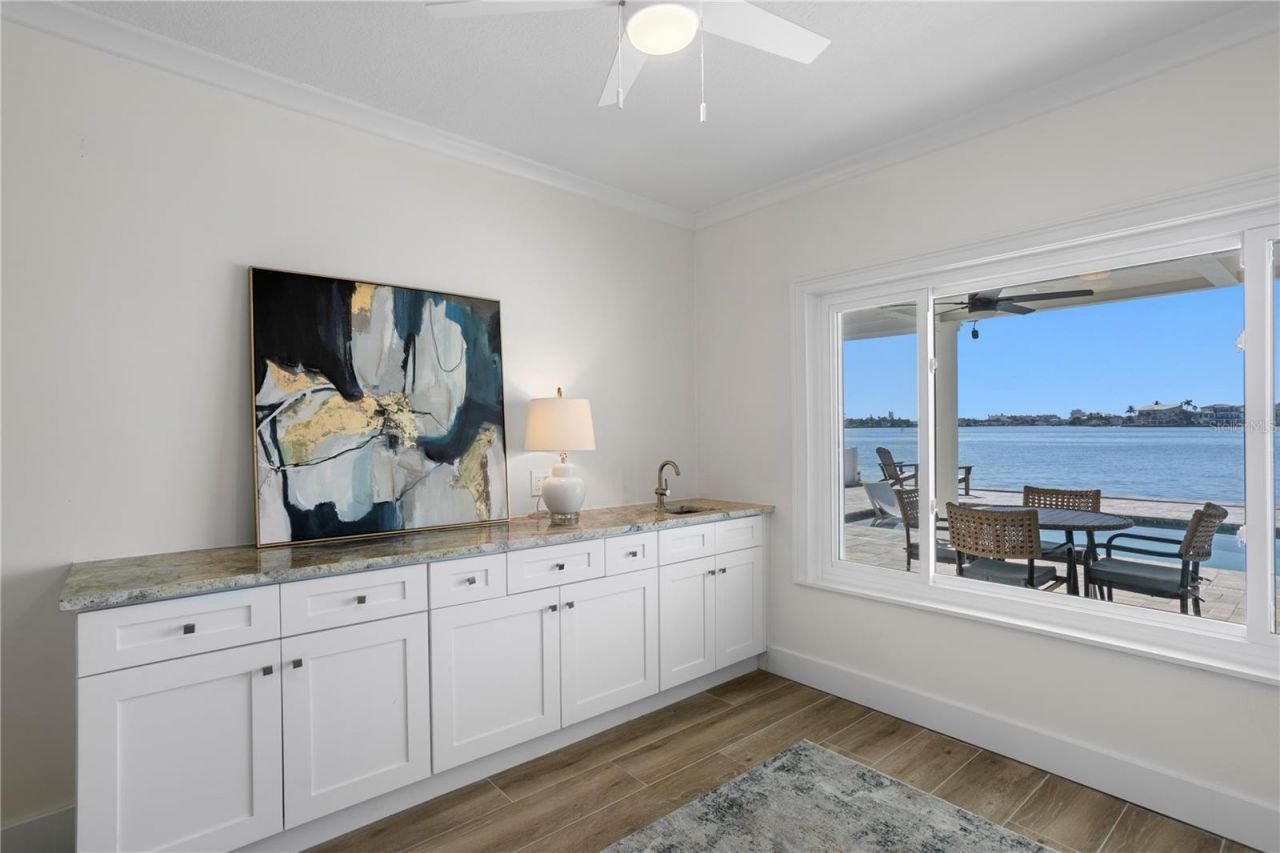 7060 S Shore Drive S, South Pasadena, FL 33707 Photo