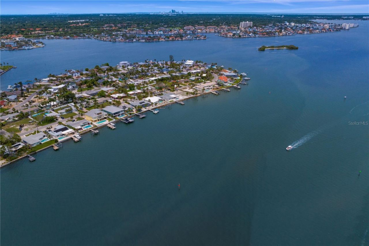 7060 S Shore Drive S, South Pasadena, FL 33707 Photo