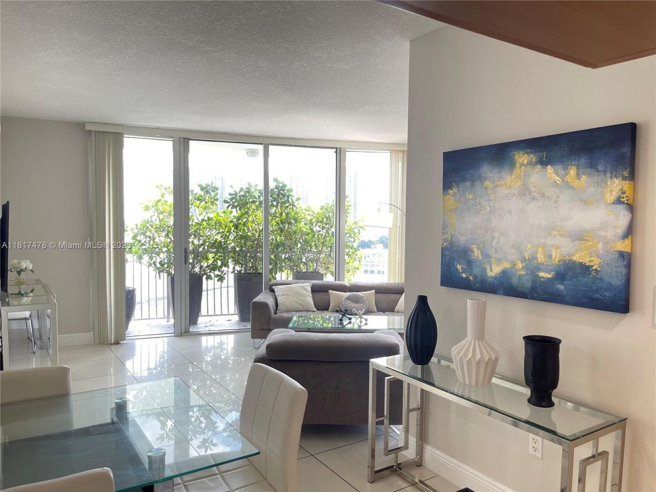 1750 N Bayshore Dr, Unit 1414, Miami, FL 33132 Photo