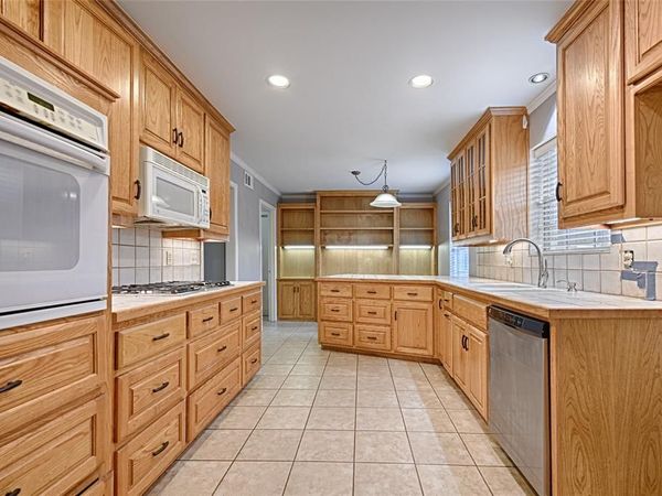 614 Brookfield Drive, Garland, TX 75040