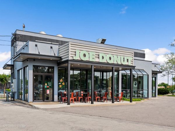 720 E Rand Road, Mount Prospect, IL 60056