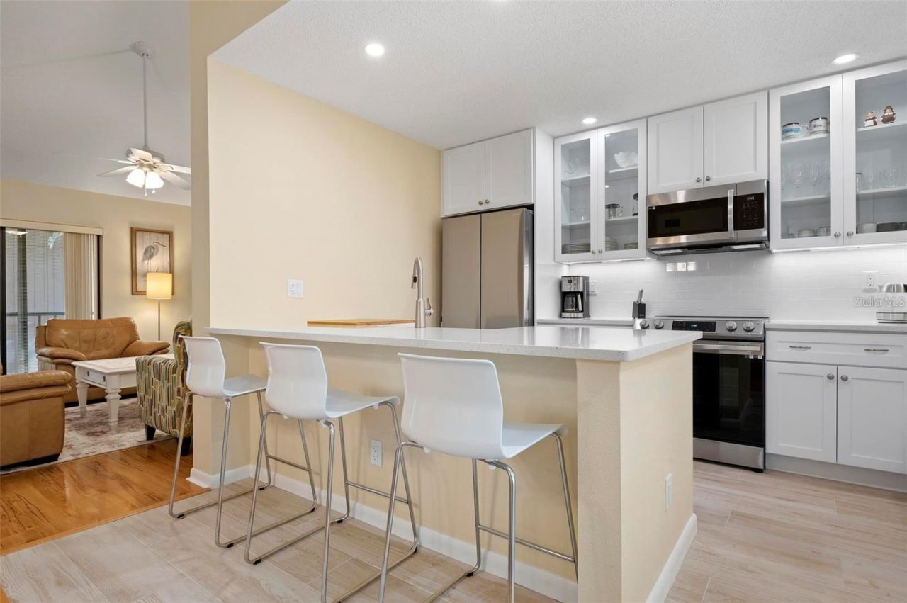 1707 Pelican Cove Road, Unit 451, Sarasota, FL 34231 Photo