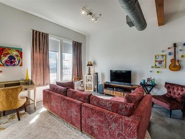 2502 Live Oak Street, Unit 322, Dallas, TX 75204