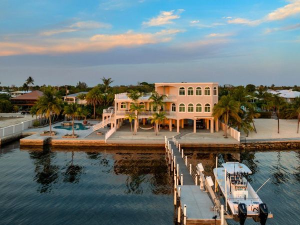 3742 Seagrape Street, Big Pine, FL 33043