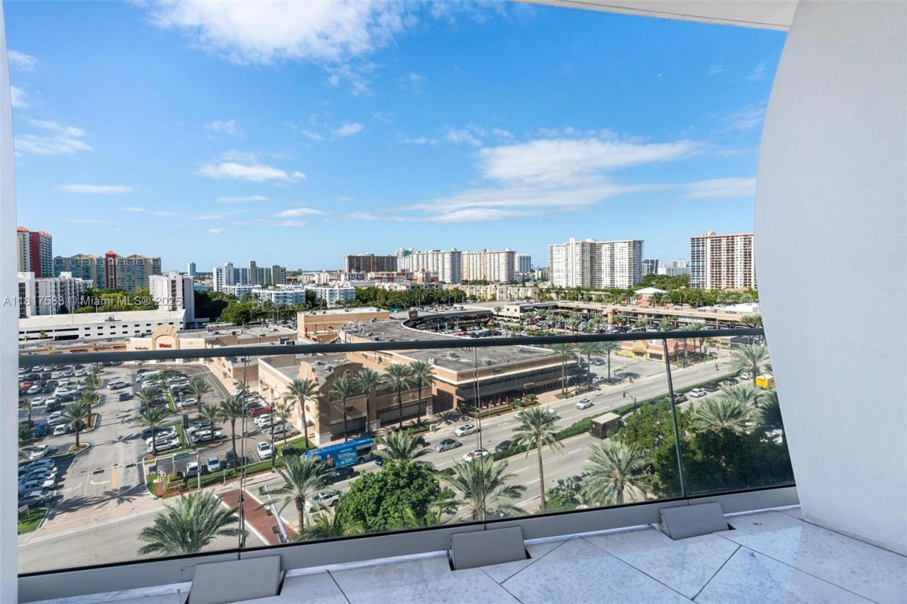 16901 Collins Ave, Unit 902, Sunny Isles Beach, FL 33160 Photo