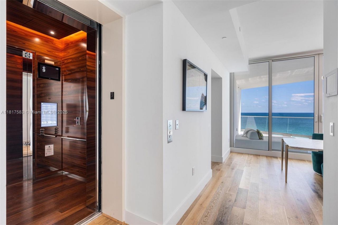 16901 Collins Ave, Unit 902, Sunny Isles Beach, FL 33160 Photo