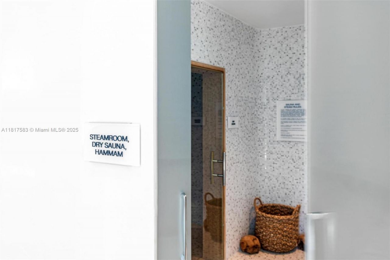 16901 Collins Ave, Unit 902, Sunny Isles Beach, FL 33160 Photo