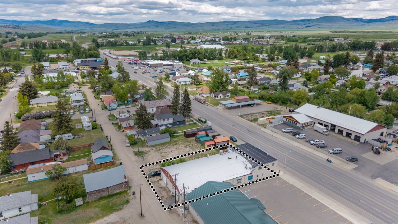 220 Main Street, Deer Lodge, MT 59722 Main Photo