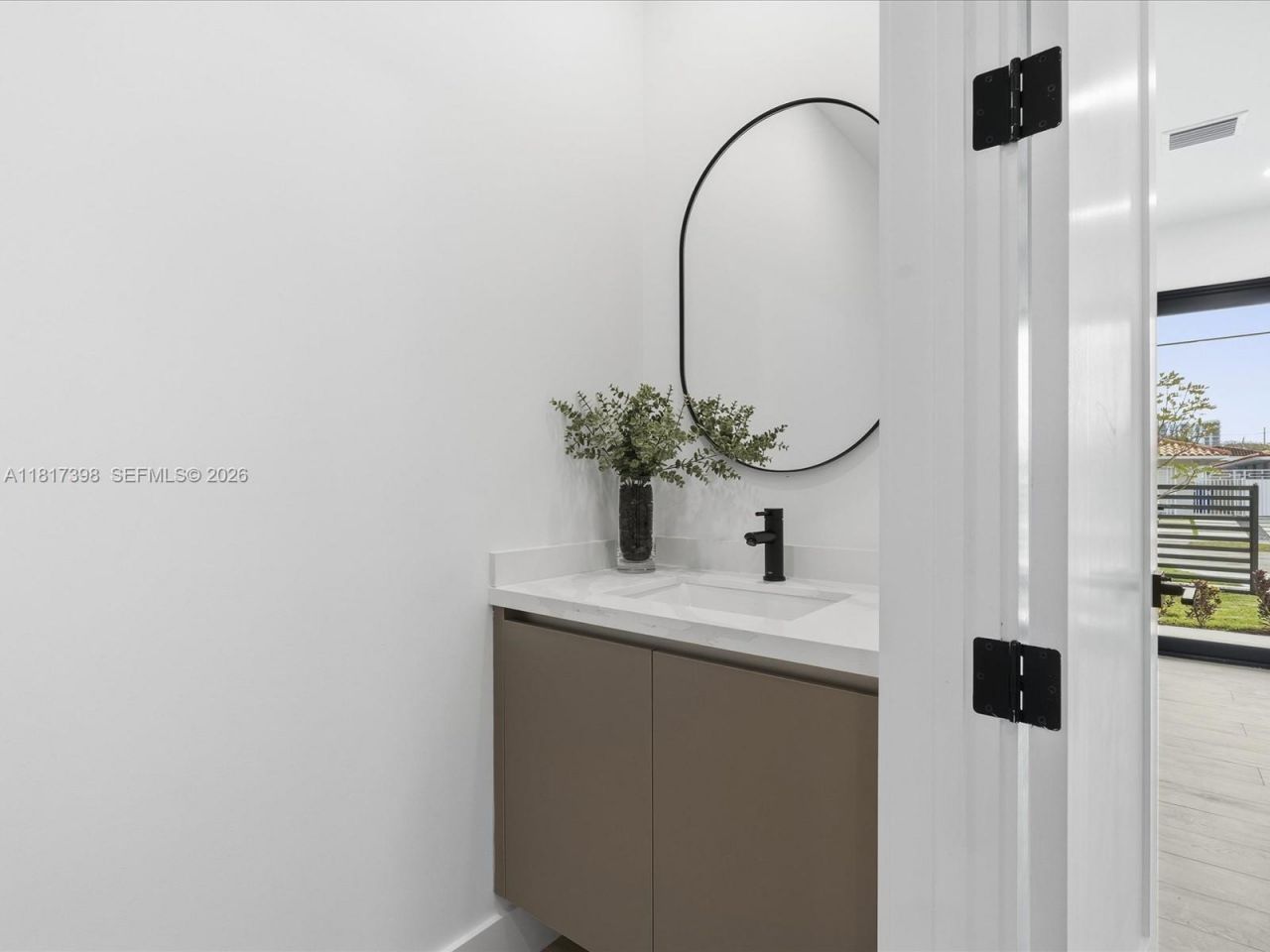 2732 SW 31st Ave, Miami, FL 33133 Photo